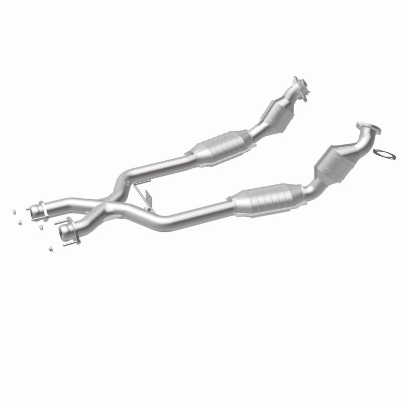 MagnaFlow Direct Fit Catalytic Converter 96-98 4.6L *California*