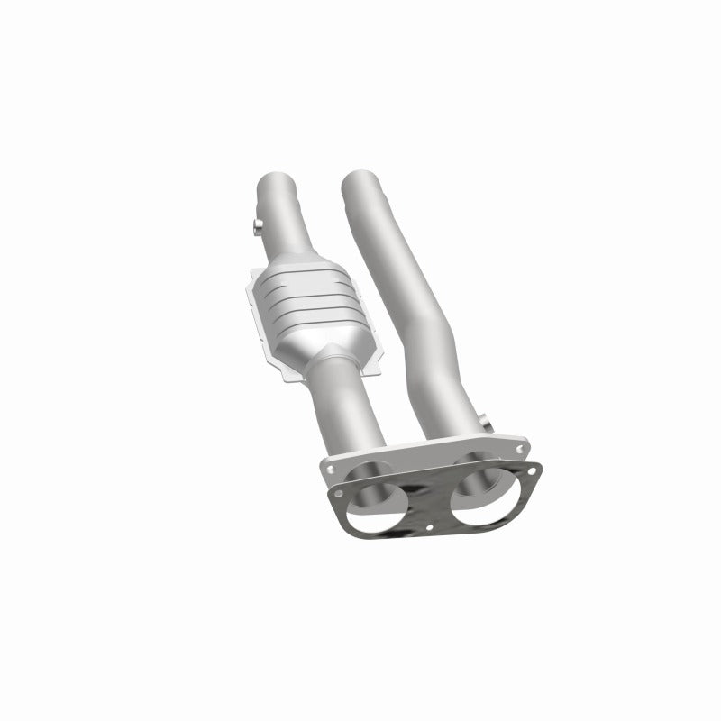 MagnaFlow Direct Fit Catalytic Converter 96-97 7.4L 3500 Truck Rear