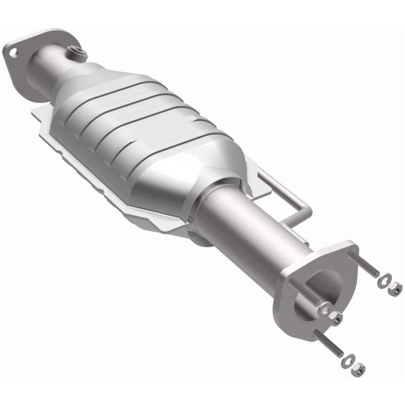 MagnaFlow Direct Fit Catalytic Converter 00-04 Jeep Wrangler Rear