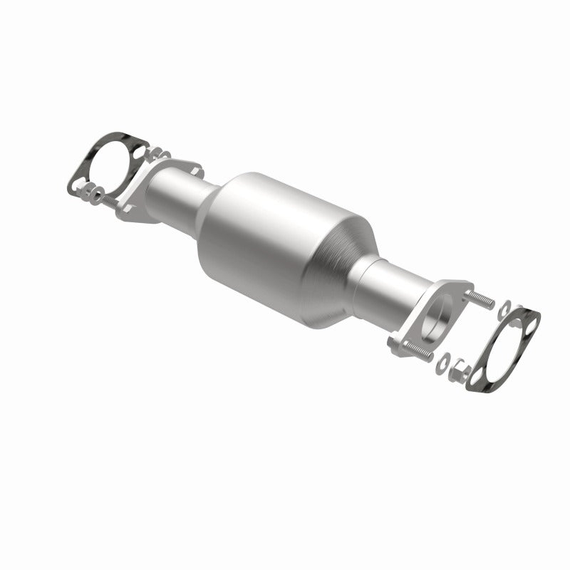 MagnaFlow Direct Fit Catalytic Converter 03-06 Kia Sorento 3.5L rear