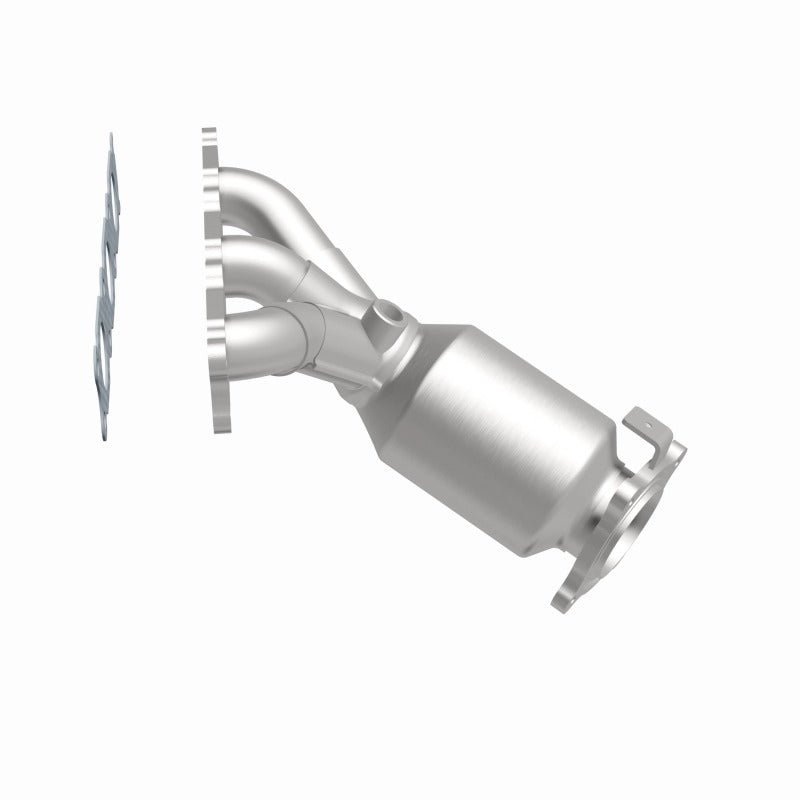 MagnaFlow Direct Fit Catalytic Converter 08-12 Land Rover LR2 3.2L