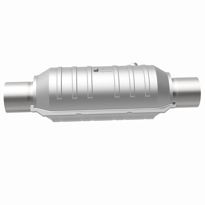 MagnaFlow Universal Catalytic Converter 2.50 OEM Angled O2
