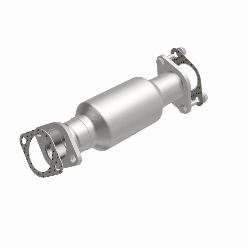 MagnaFlow Direct Fit Catalytic Converter 2011 Kia Sorento 3.5 Underbody