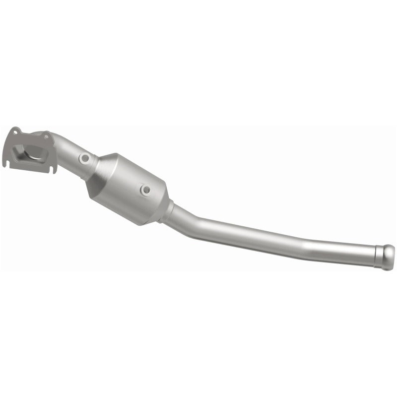 MagnaFlow Direct Fit Catalytic Conv 13-18 Dodge Durango 3.6L V6 / 13-18 Jeep Grand Cherokee 3.6L V6