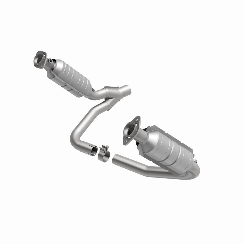 MagnaFlow Direct Fit Catalytic Converter Dakota 05-06 6 3.7L
