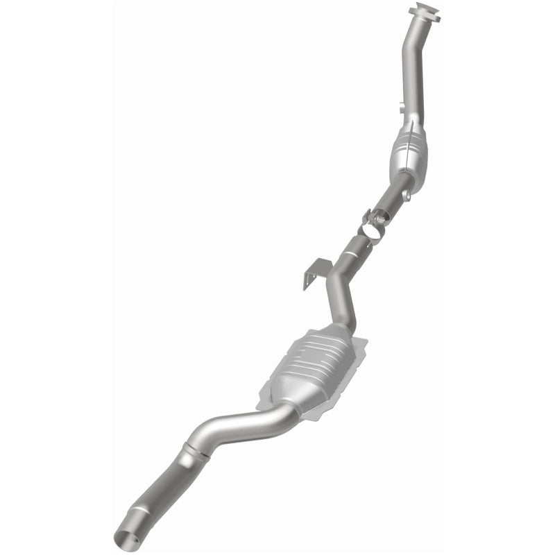 MagnaFlow Direct Fit Catalytic Converter 2003 ML350 3.7L Underbody