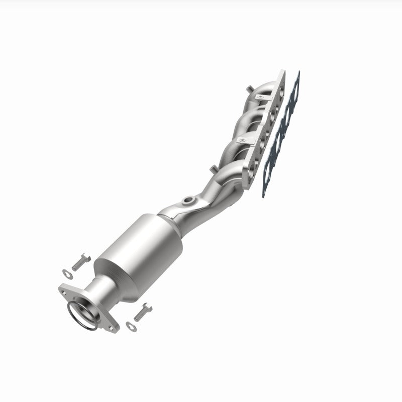 MagnaFlow Direct Fit Catalytic Converter Infiniti/Nissan Trucks 8 5.6L D/S Manifold (49 State)