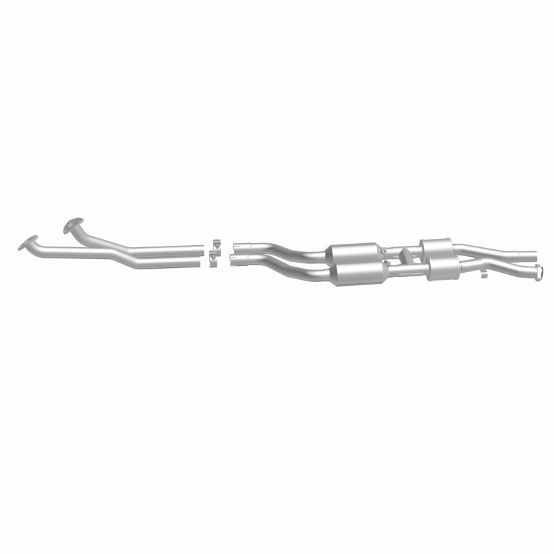MagnaFlow Direct Fit Catalytic Converter 96-98 BMW 328 2.8L