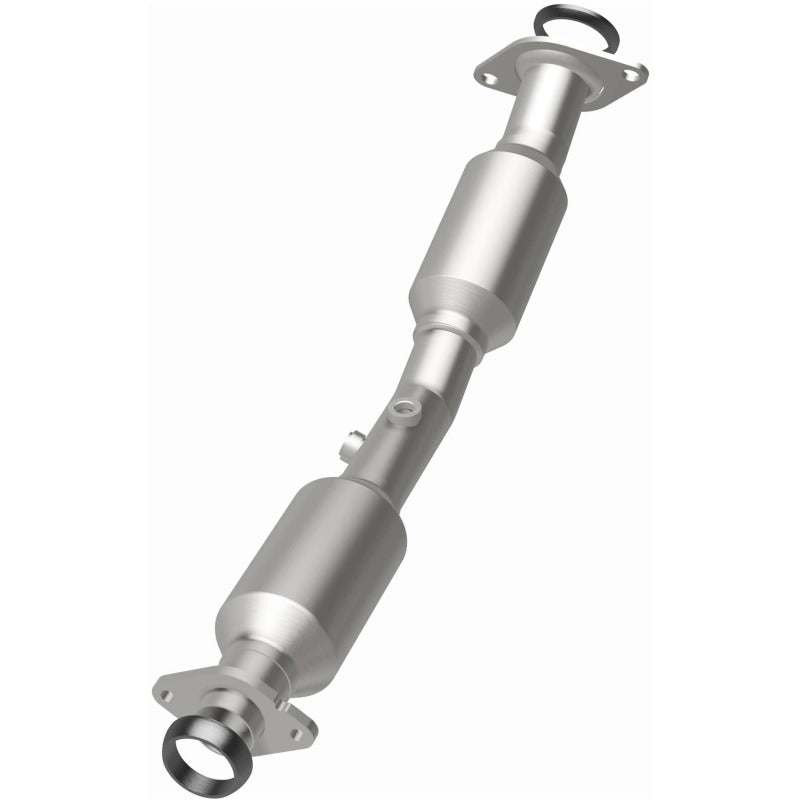 MagnaFlow Direct Fit Catalytic Converter OEM 2013-2017 Nissan Sentra Underbody