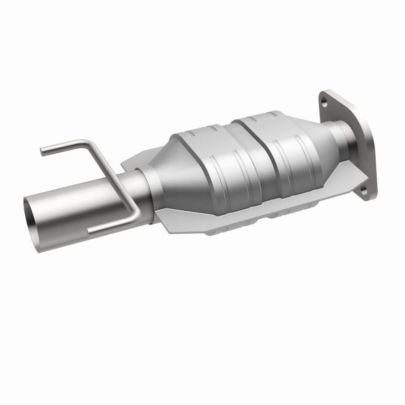 MagnaFlow Direct Fit Catalytic Converter 95-02 Lincoln Continental