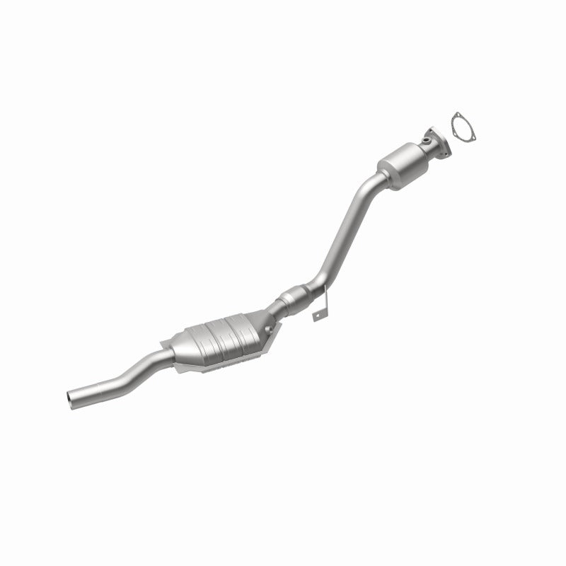 MagnaFlow Direct Fit Catalytic Converter 03 Volkswagen Passat 2.8L