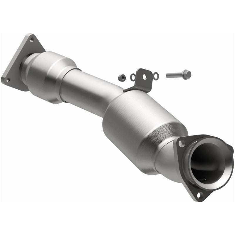 MagnaFlow Direct Fit Catalytic Converter 04-07 VW Touareg 4.2L Driver Side