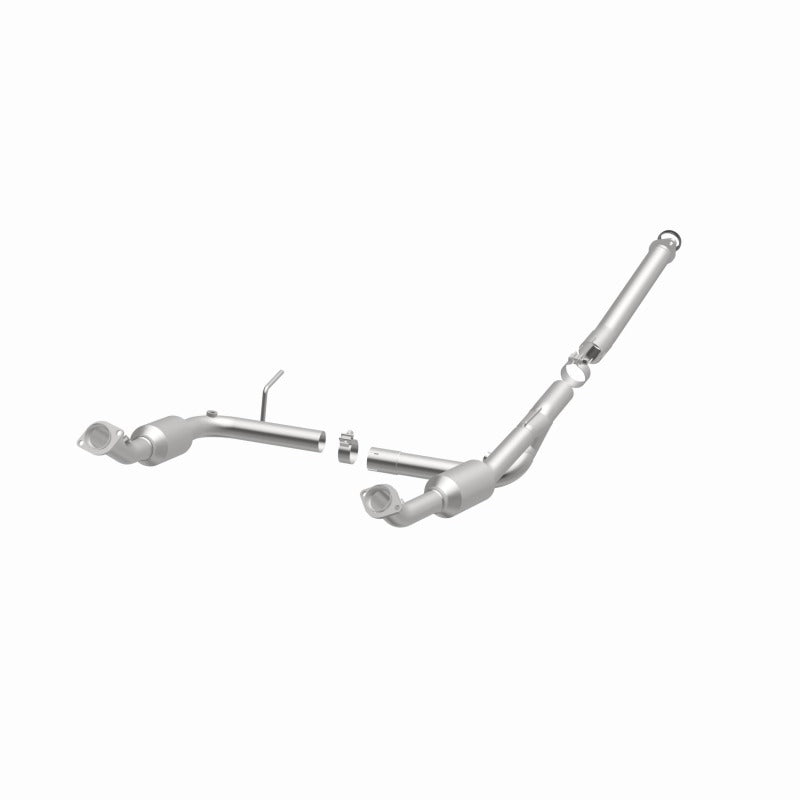 MagnaFlow Direct Fit Catalytic Converter OEM 2004-2005 Ford Explorer/Mercury Mountaineer Underbody
