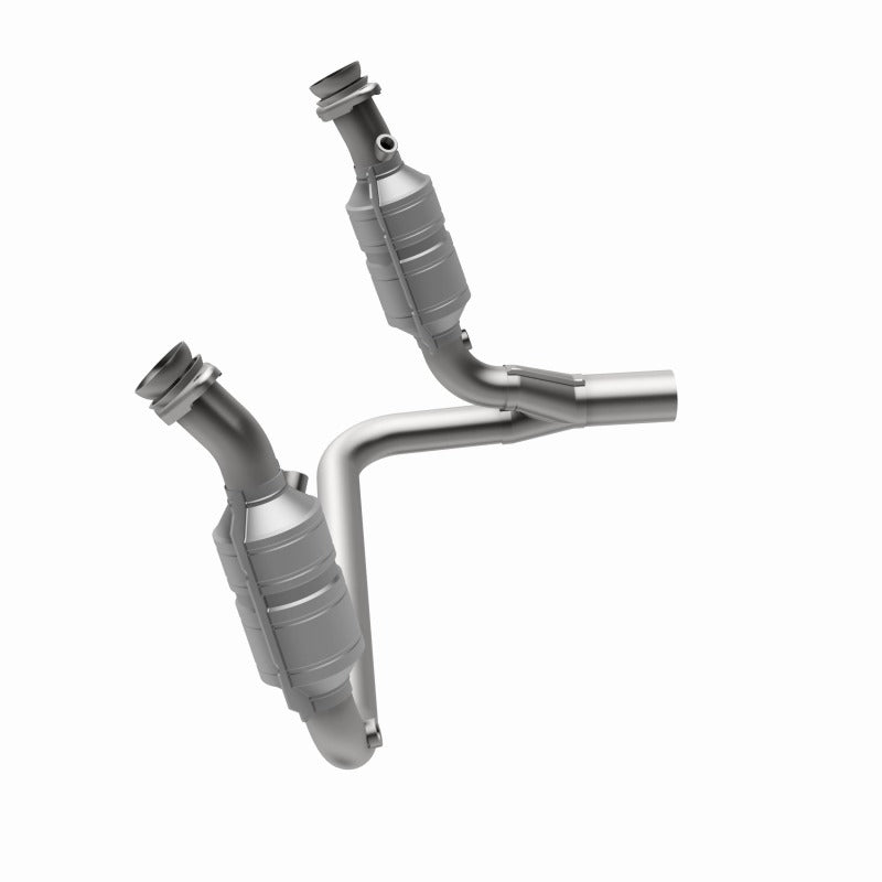 MagnaFlow Direct Fit Catalytic Converter 04 Dodge Durango 3.7L/4.7L