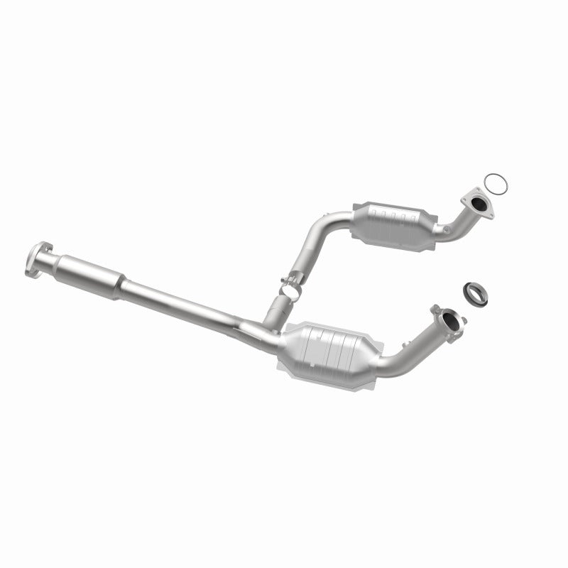 MagnaFlow Direct Fit Catalytic Converter 05-06 GMC Envoy XL Denali
