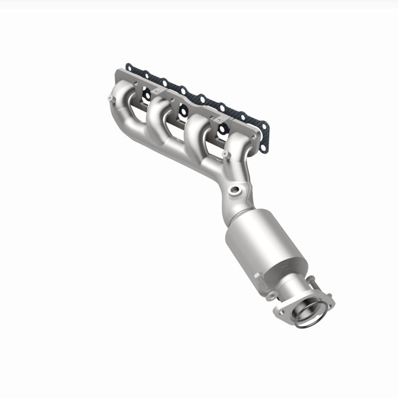 MagnaFlow Direct-Fit California Manifold Catalytic Converter 04-06 Nissan Titan 5.6L V8