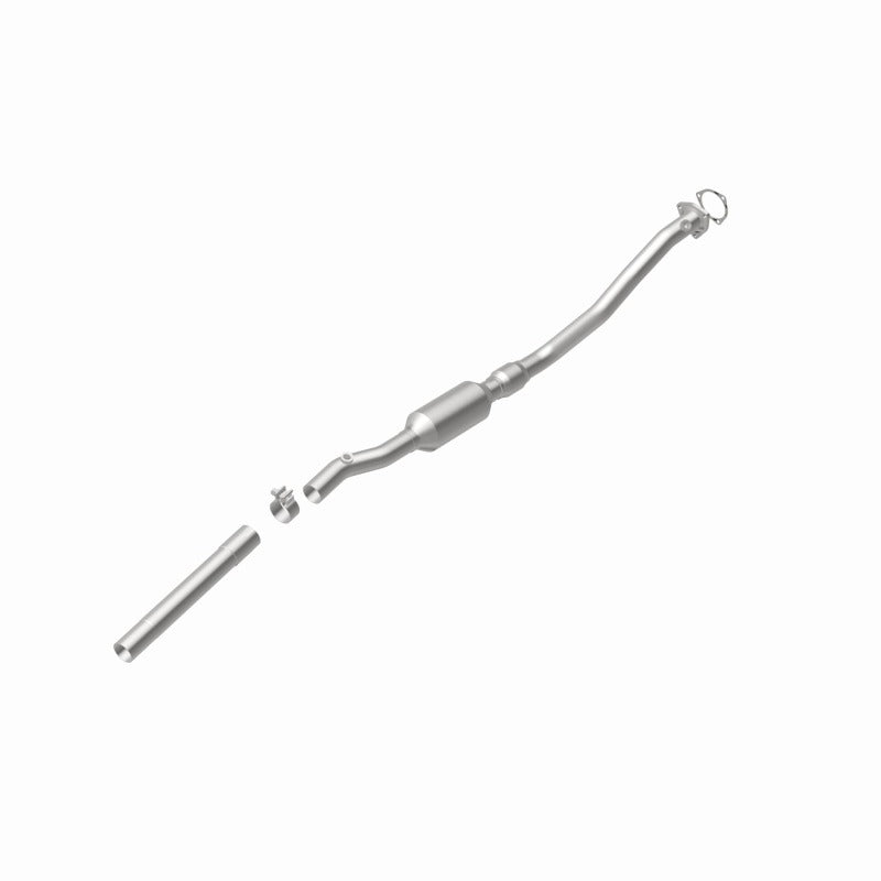 MagnaFlow Direct Fit Catalytic Converter 96-99 Audi A4/A4 Quattro 2.8L P/S (49 State)