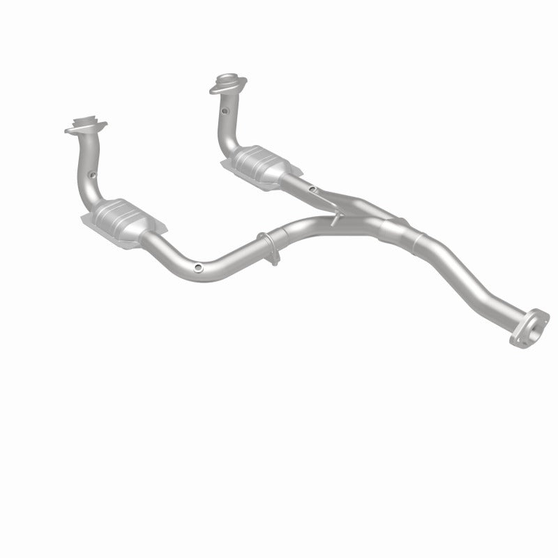 MagnaFlow Direct Fit Catalytic Converter 07 Jeep Liberty 3.7L
