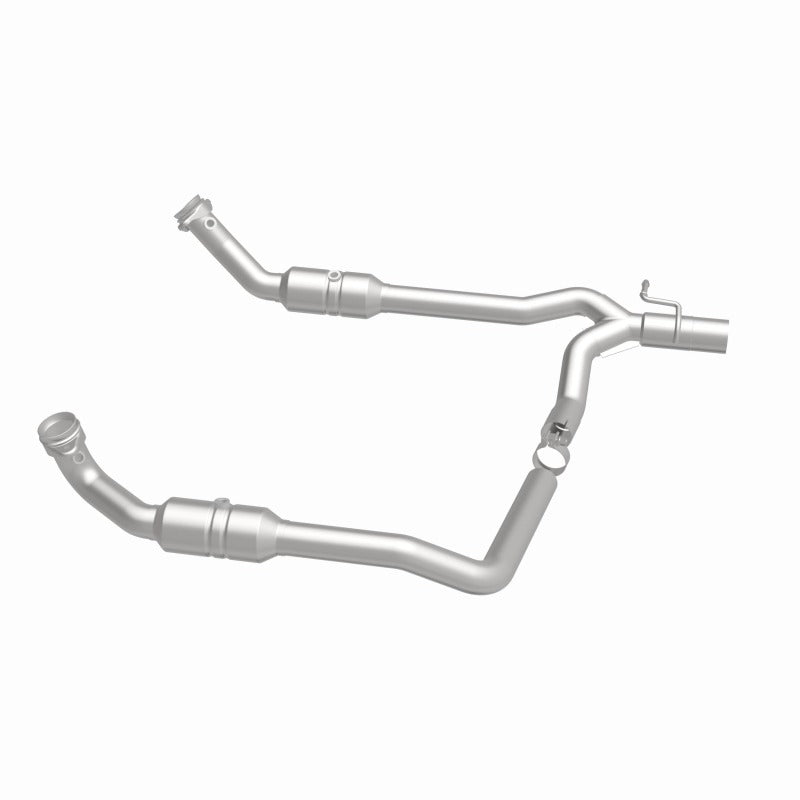 MagnaFlow Direct Fit Catalytic Converter 2009-2012 E-150 5.4 L Underbody