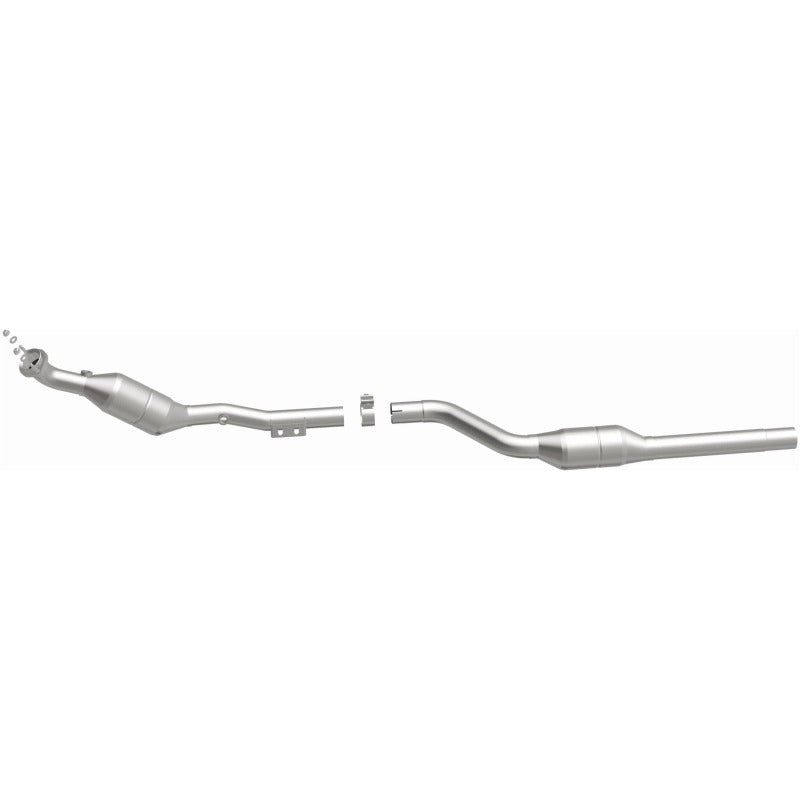 MagnaFlow Direct Fit Catalytic Converter 00-02 Mercedes E430 4.3L