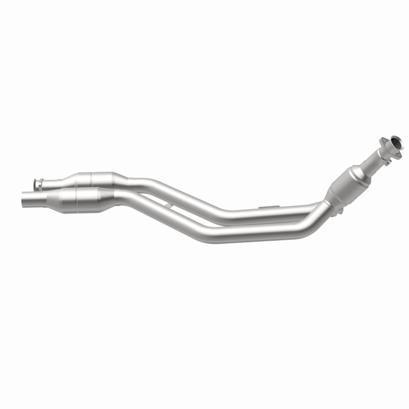 MagnaFlow Direct Fit Catalytic Converter 02-03 Mercedes CLK430 4.3L Passenger Side