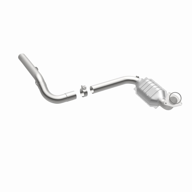MagnaFlow Direct Fit Catalytic Conv 02-06 Cadillac Escalade / 02-06 GM Yukon (Inc Denali) 6.0L D/S