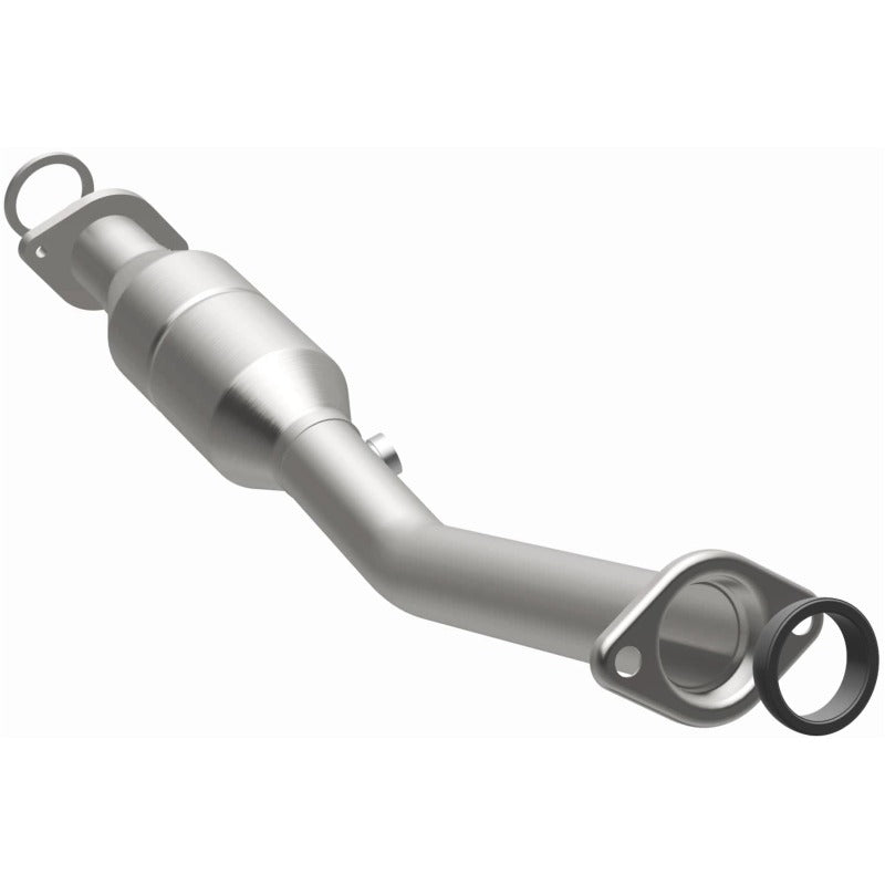 MagnaFlow Direct Fit Catalytic Converter 2011-2015 Juke L4 1.6 OEM Underbody