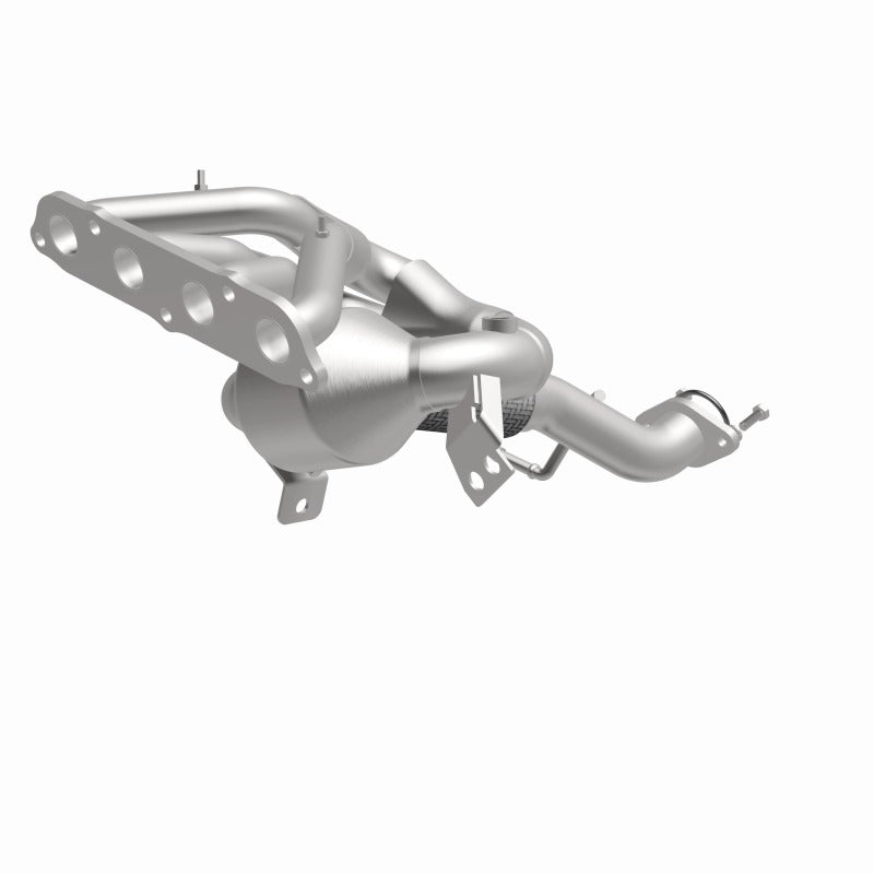 MagnaFlow Direct Fit Catalytic Converter 16-17 Mazda CX-3 L4 OEM Manifold
