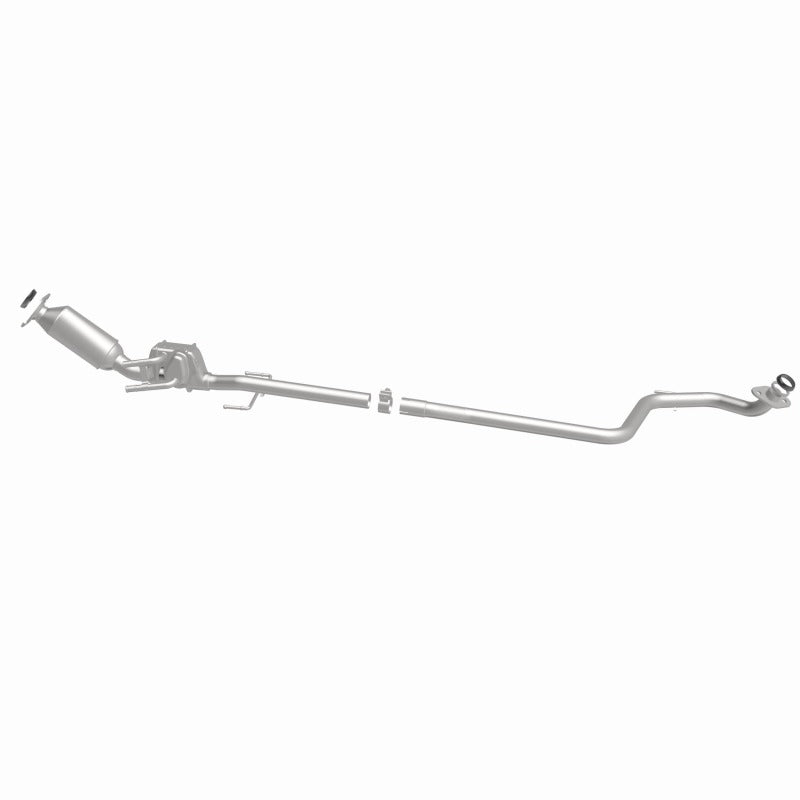 MagnaFlow Direct Fit Catalytic Converter 14-19 Toyota Prius C Base Underbody 1.5L