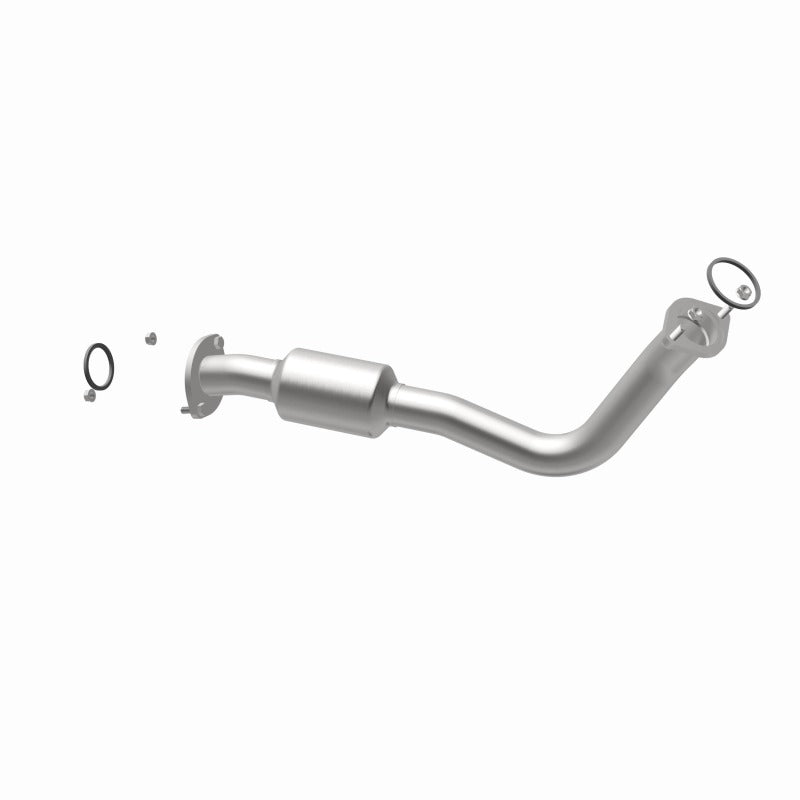 MagnaFlow Direct Fit Catalytic Converter 13-15 RAV4 2.5 Underbody