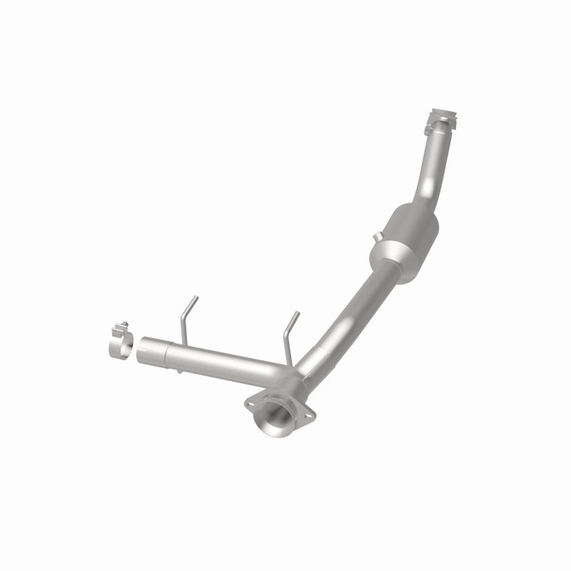 MagnaFlow Direct Fit Catalytic Converter 05-06 Lincoln Navigator 5.4L w/ 3in Main Piping