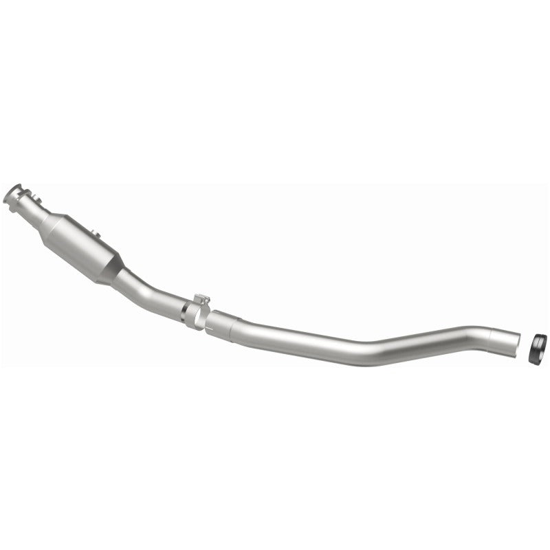 MagnaFlow Direct Fit Catalytic Converter 13-14 Mercedes-Benz GL450 V8 4.6 OEM Underbody