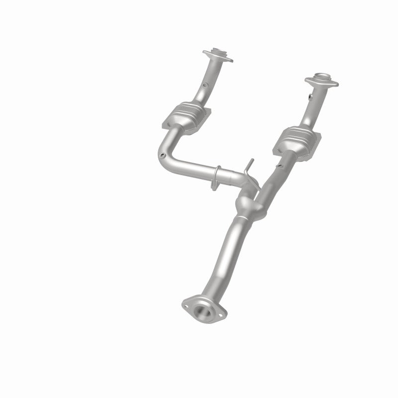 MagnaFlow Direct Fit Catalytic Converter 07 Jeep Liberty 3.7L OEM