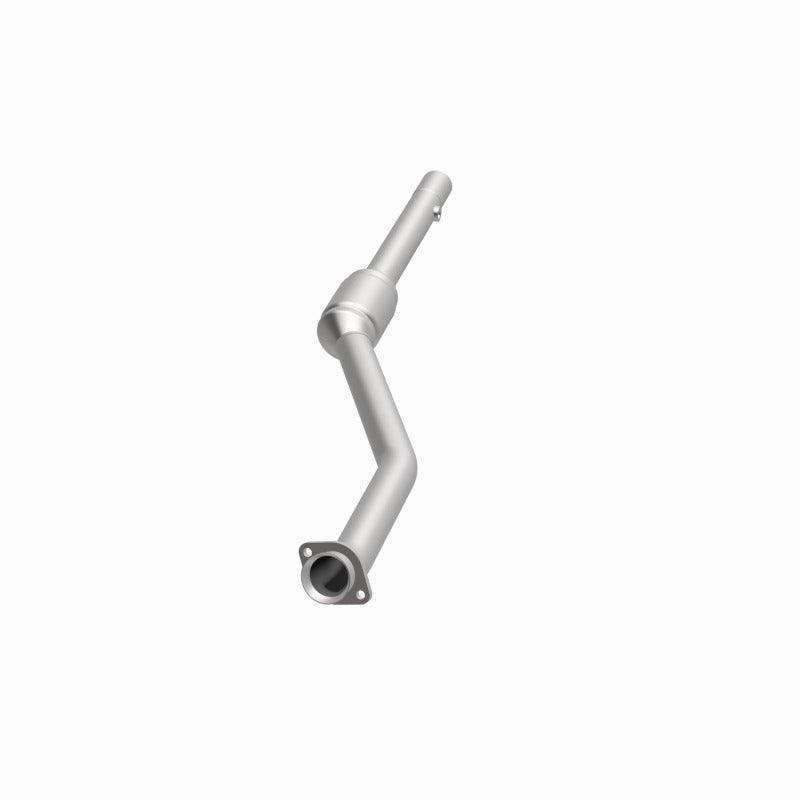 MagnaFlow Direct Fit Catalytic Converter 99-00 BMW 540i 4.4L DS Rear