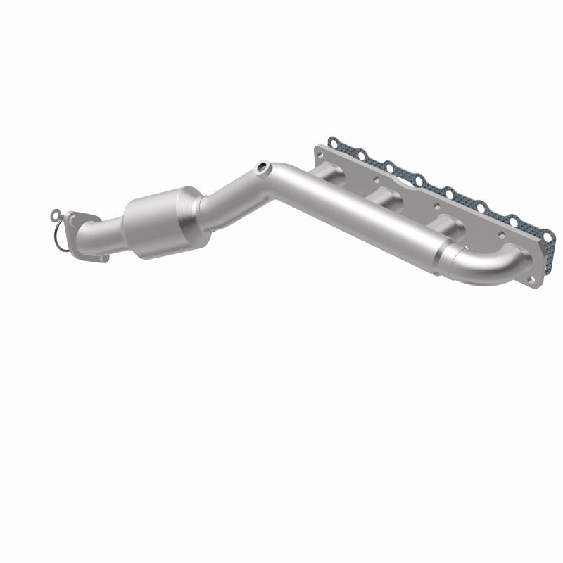 MagnaFlow 2004 Nissan Titan 5.6L Direct Fit Converter