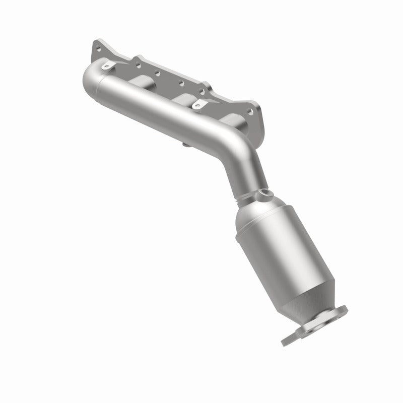 MagnaFlow Direct Fit Catalytic Converter 12-16 Hyundai Equus V8 5.0L Manifold