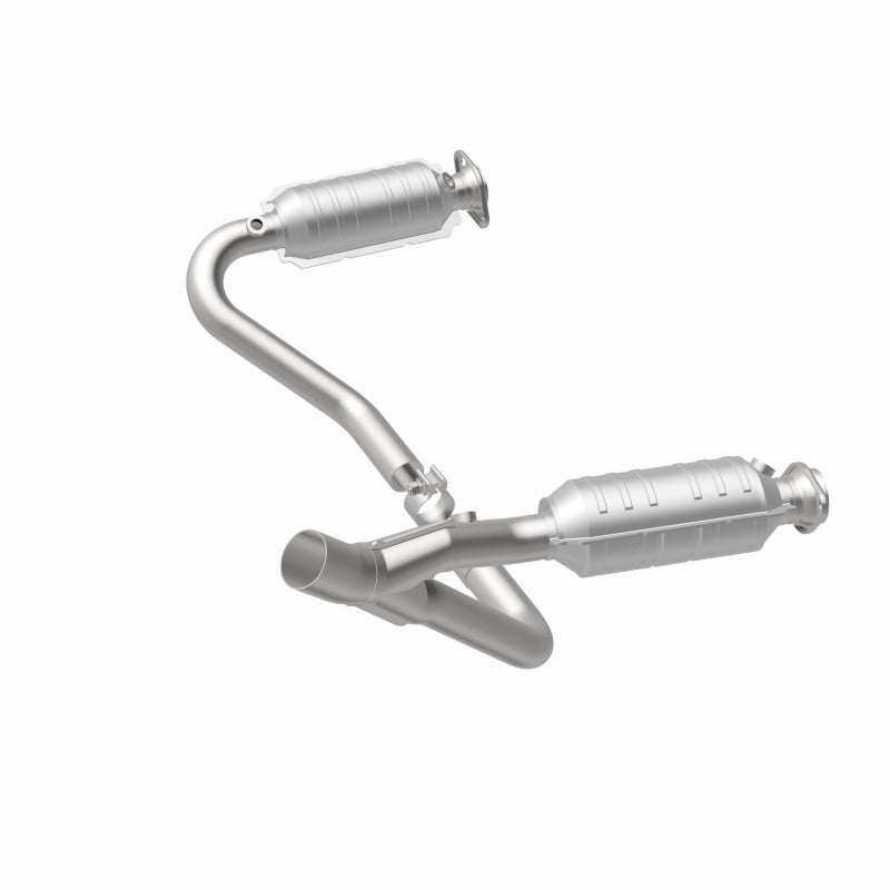 MagnaFlow Direct Fit Catalytic Converter 05-07 Dodge Durango 3.7L/4.7L