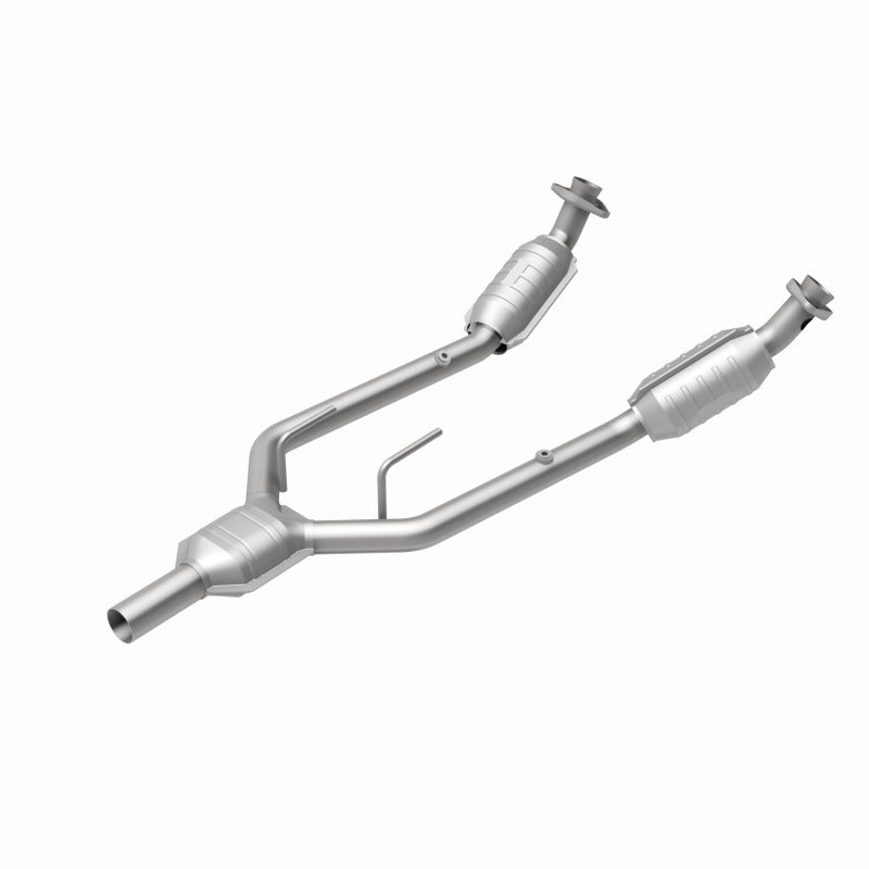 MagnaFlow Direct Fit Catalytic Converter 96-97 Mercury Cougar 3.8L