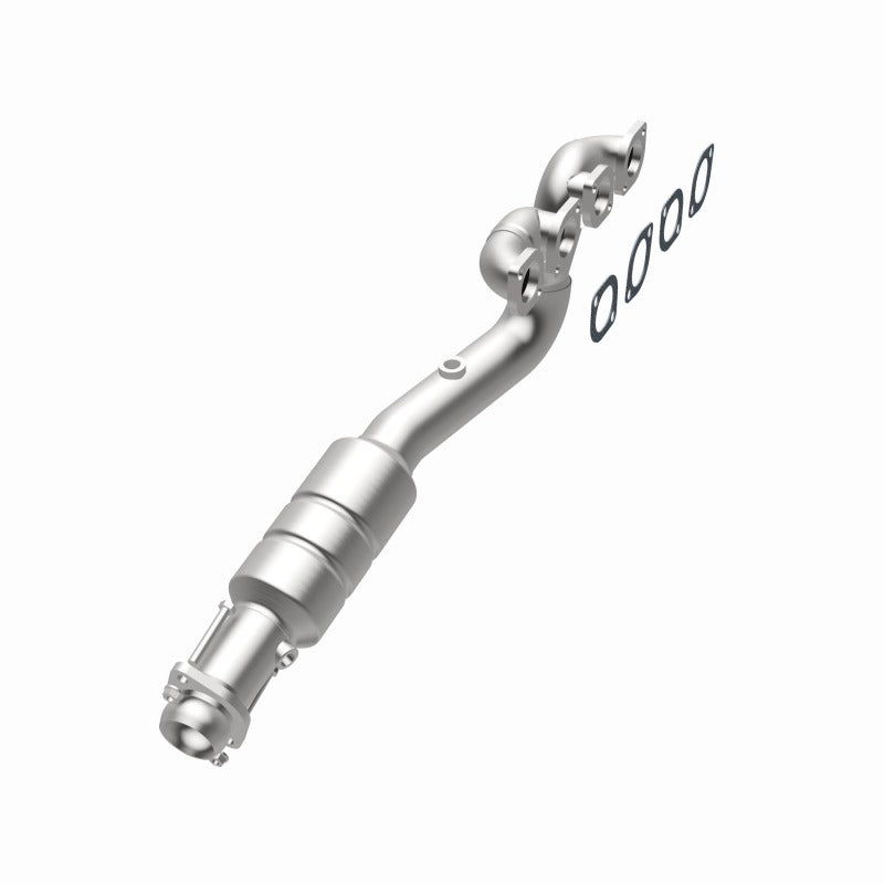 MagnaFlow Direct Fit Catalytic Converter 02-03 BMW 745i 4.4L D/S