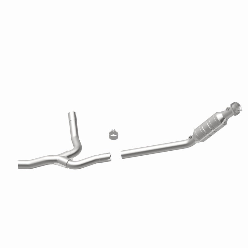 MagnaFlow Direct Fit Catalytic Converter 04-05 Dodge RAM 1500 Pickup 3.7L (Inc 4WD 4.7L) P/S