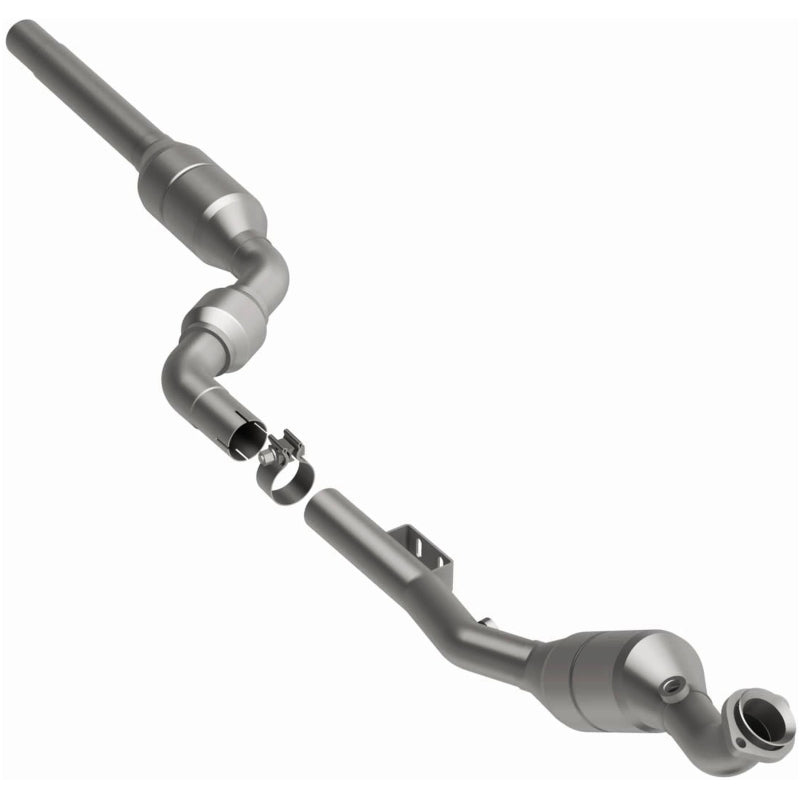 MagnaFlow Direct Fit Catalytic Converter 98-02 Mercedes E320 3.2L