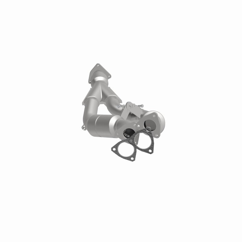 MagnaFlow Direct Fit Catalytic Converter 04-06 VW Touareg 3.2L