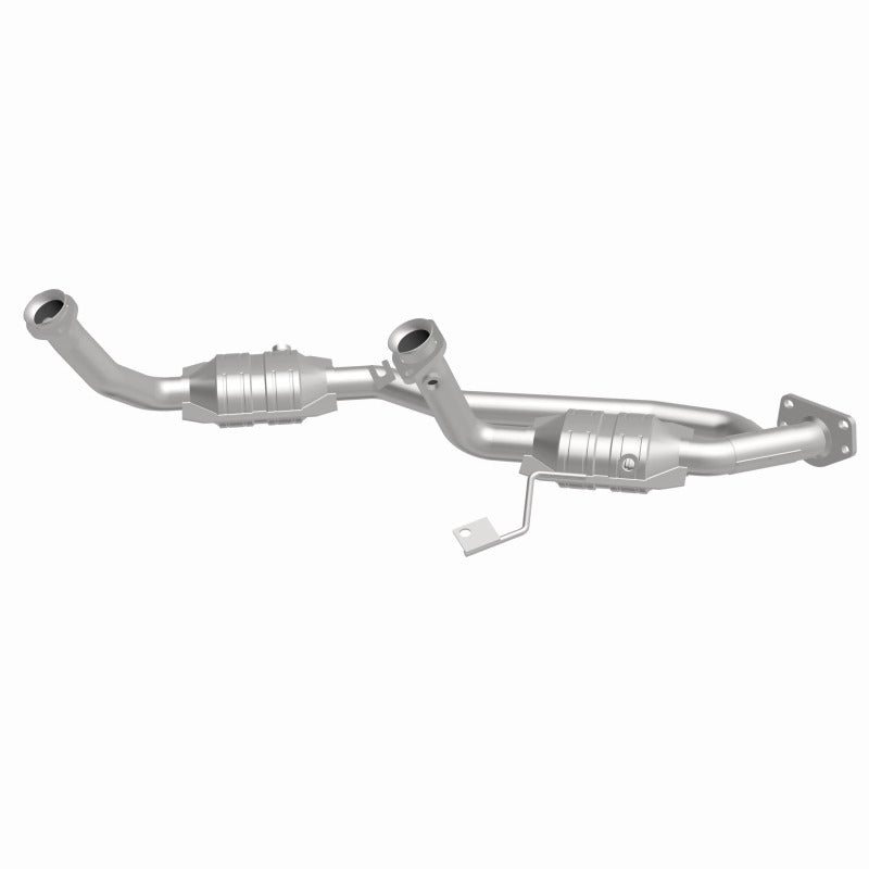 MagnaFlow Direct Fit Catalytic Converter 04 Ford Freestar 3.9L
