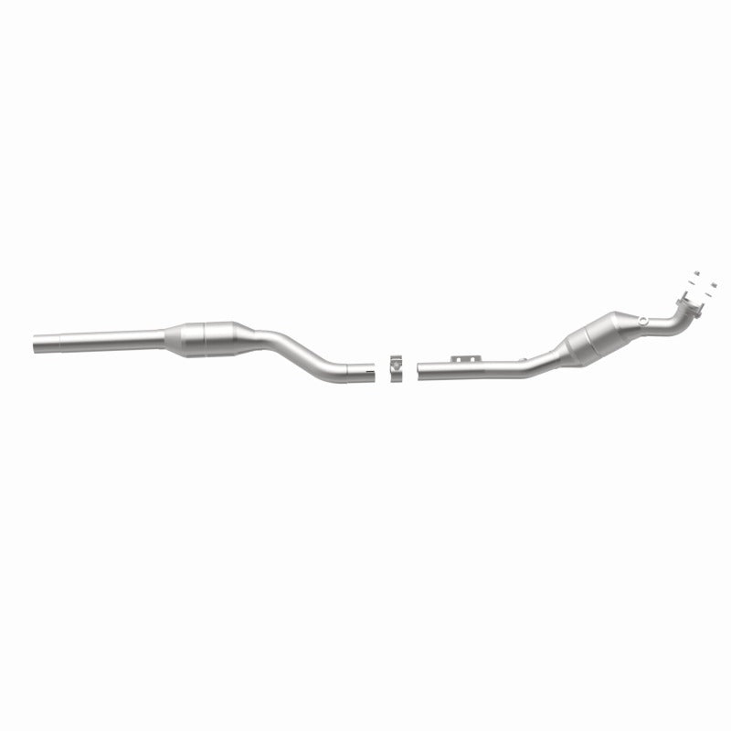 MagnaFlow Direct Fit Catalytic Converter 00-02 Mercedes E430 4.3L