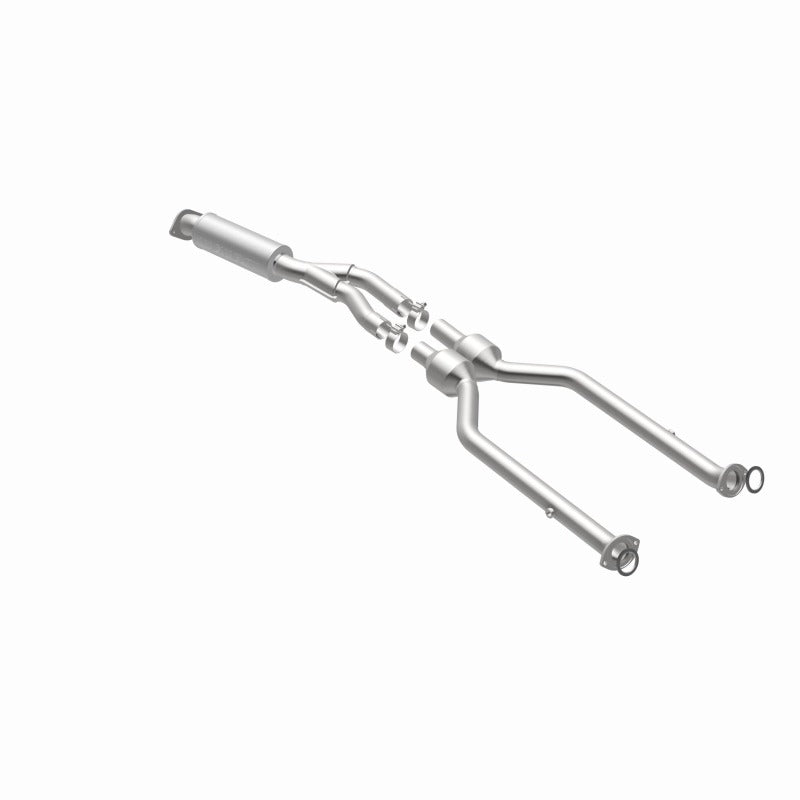 MagnaFlow Direct Fit Catalytic Converter 08-10 Lexus IS-F 5.0L