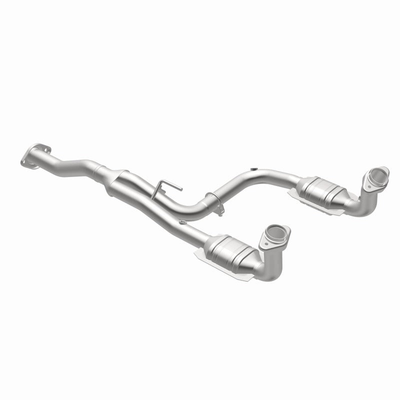 MagnaFlow Direct Fit Catalytic Converter 07 Jeep Liberty 3.7L OEM