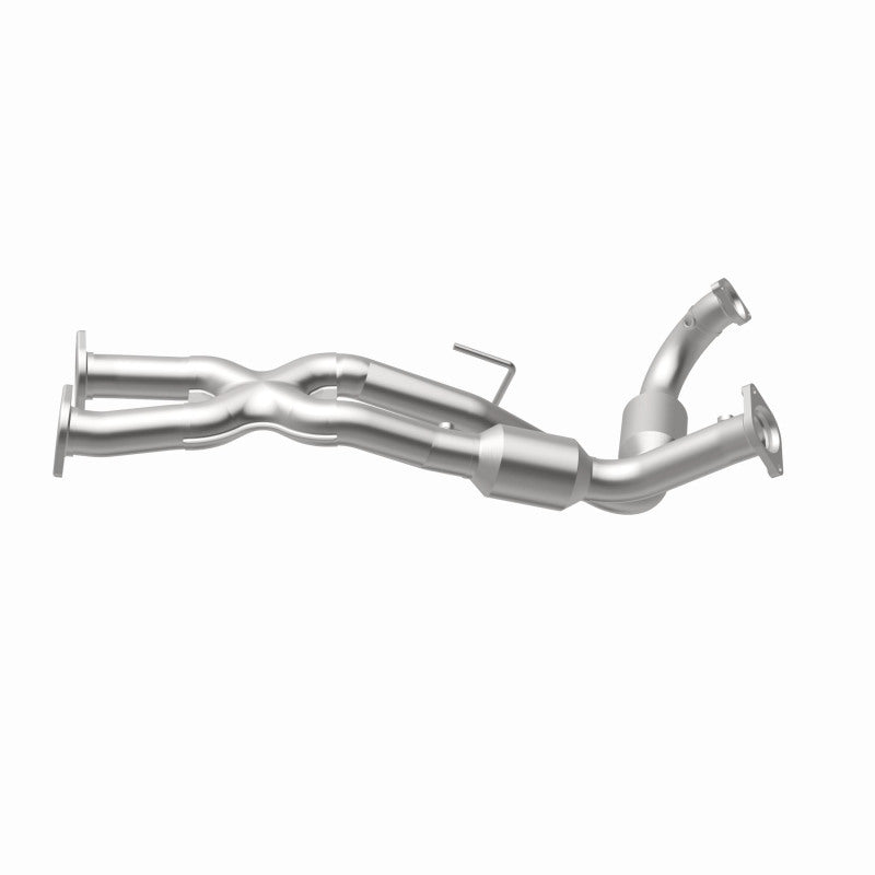 MagnaFlow Direct Fit Catalytic Converter 06-10 Jeep Grand Cherokee 6.1L