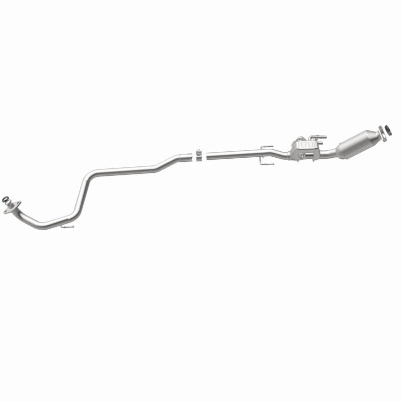 MagnaFlow Direct Fit Catalytic Converter 12-13 Toyota Prius C Base Underbody 1.5L