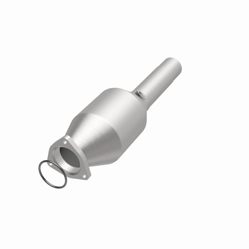 MagnaFlow 96-98 Volkswagen Golf 2.8L Direct Fit Converter
