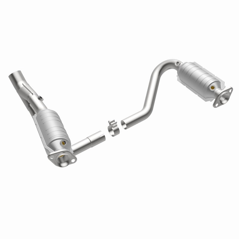 MagnaFlow Direct Fit Catalytic Converter 05-07 Dodge Durango 3.7L/4.7L